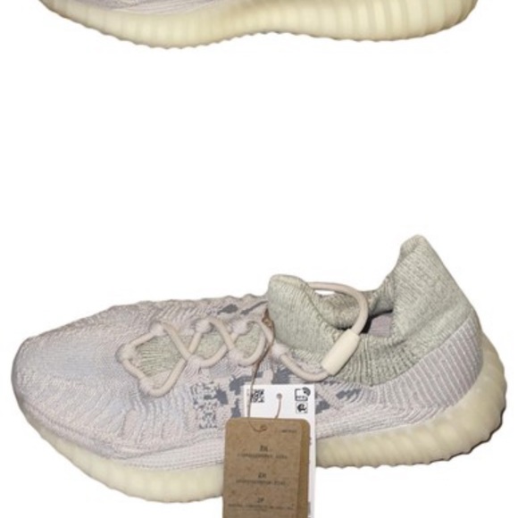 Yeezy sneakers - Picture 2 of 9